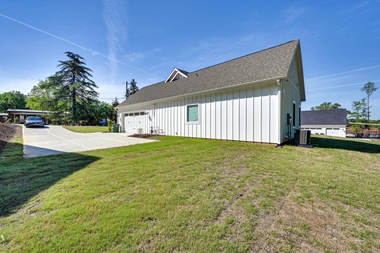 Clemson Home Near Memorial Stadium, Lake Hartwell! Exterior photo